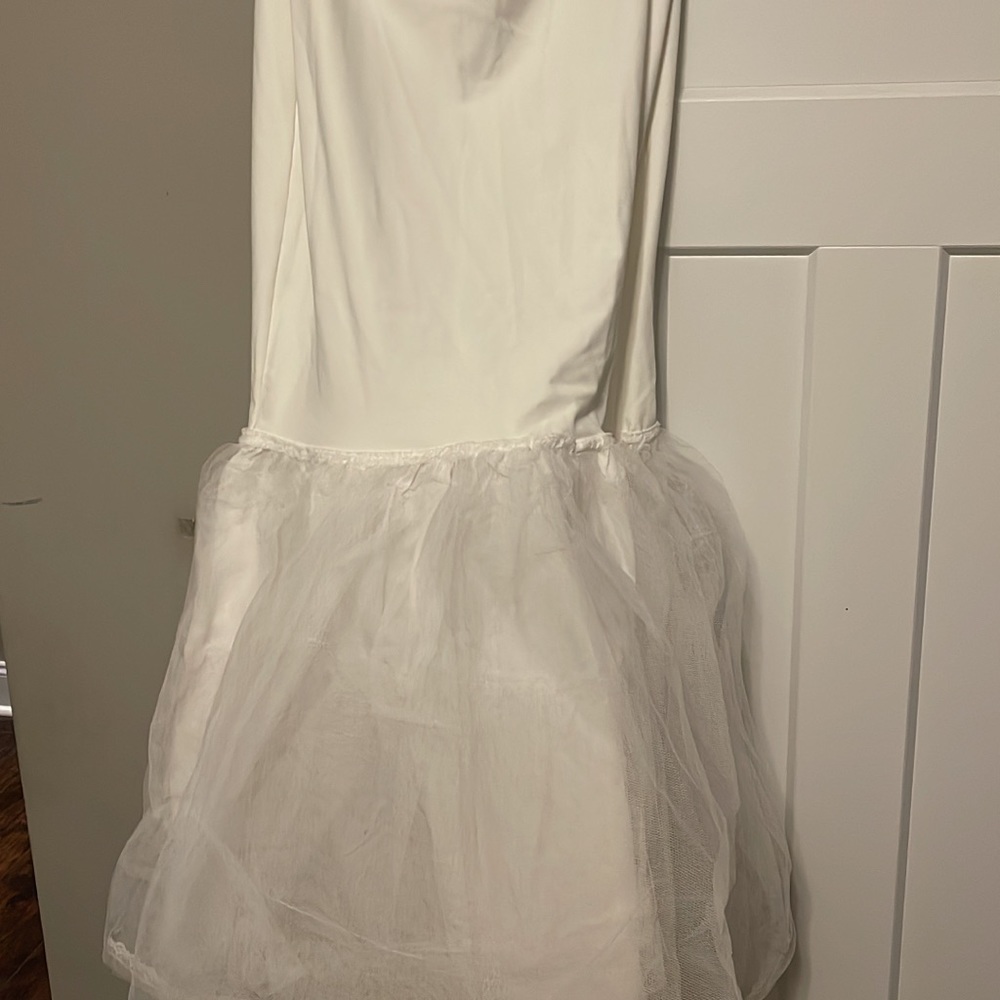 Dress slip